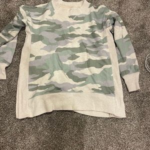 Aerie camo nice sweatshirt!